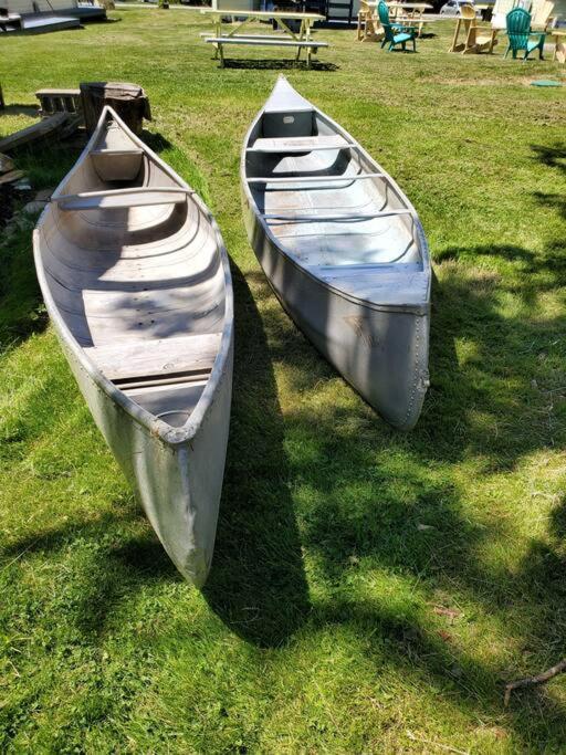 Fun Place With A Sandy Beach For Swimming, Boating, And Fishing, Featuring 3 Available Cabins Fenelon Falls Extérieur photo