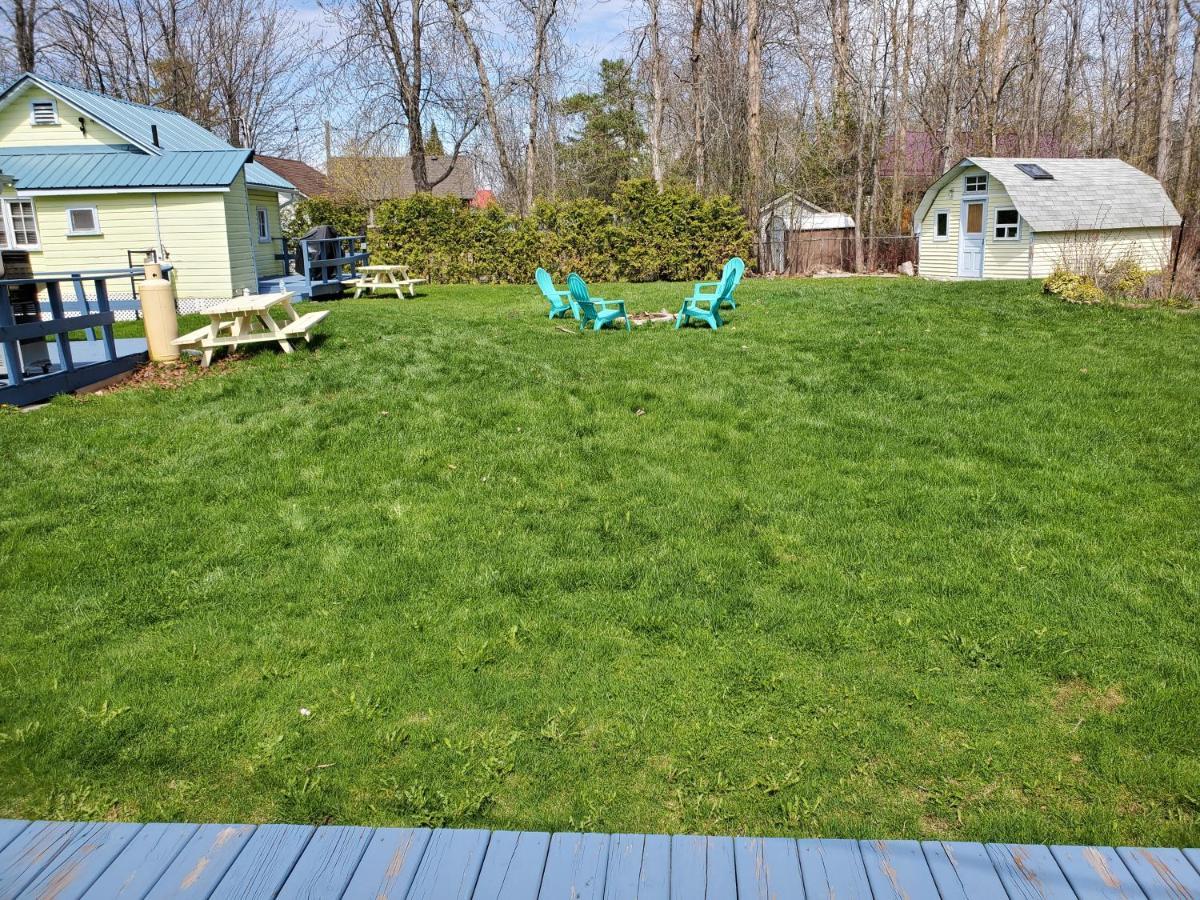 Fun Place With A Sandy Beach For Swimming, Boating, And Fishing, Featuring 3 Available Cabins Fenelon Falls Extérieur photo