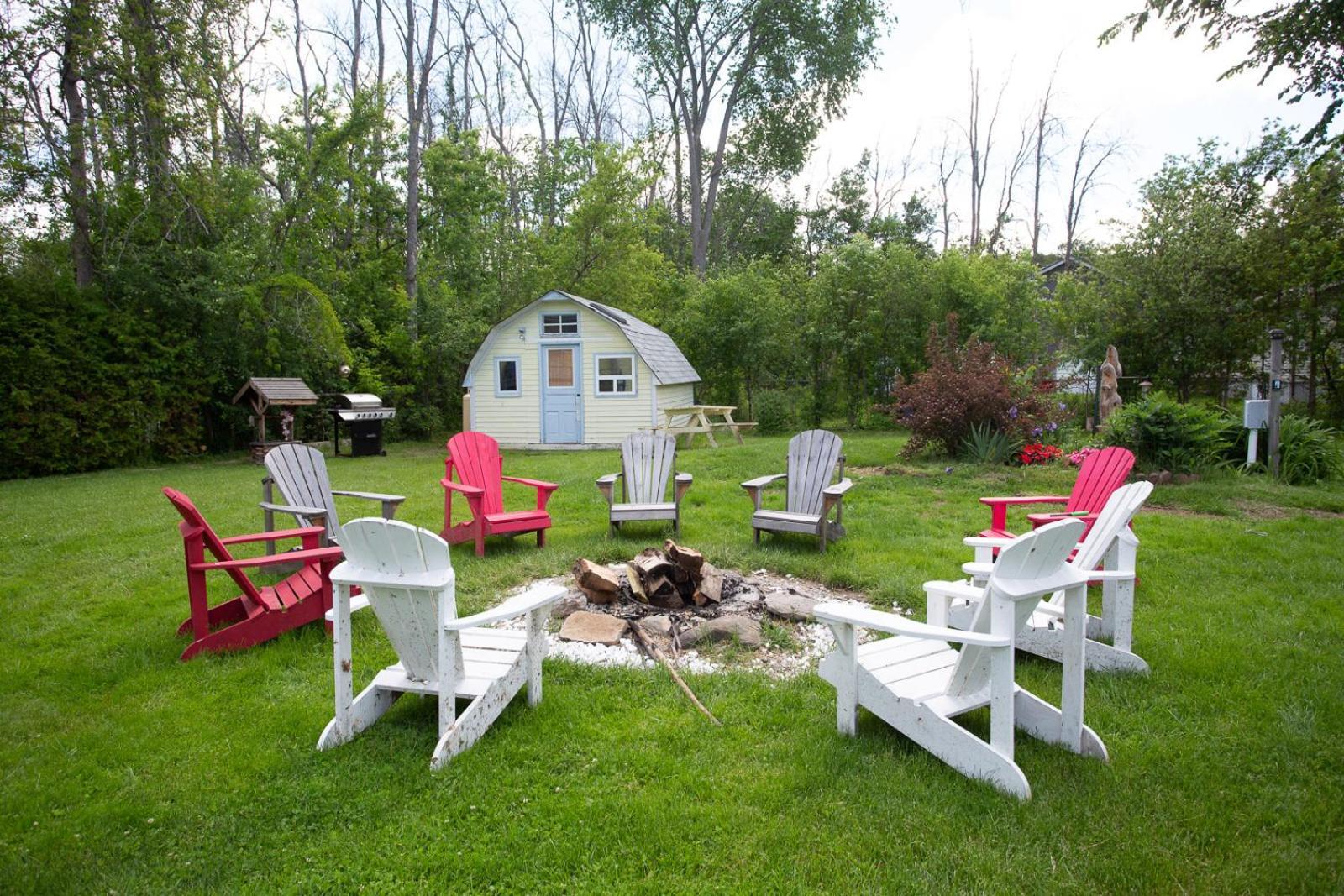 Fun Place With A Sandy Beach For Swimming, Boating, And Fishing, Featuring 3 Available Cabins Fenelon Falls Extérieur photo